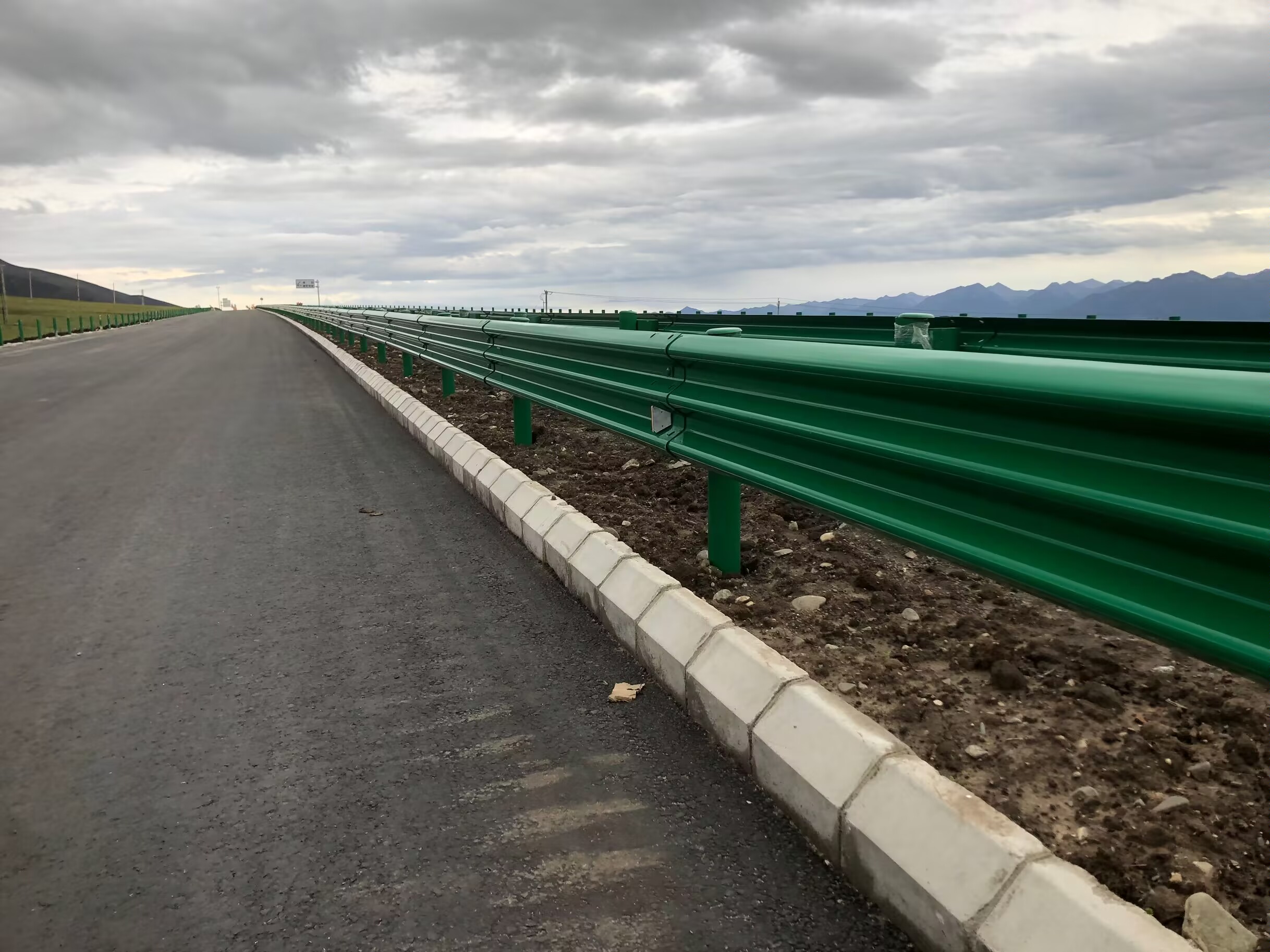 都江堰市乡村公路波形护栏双波波形护栏 - 推荐